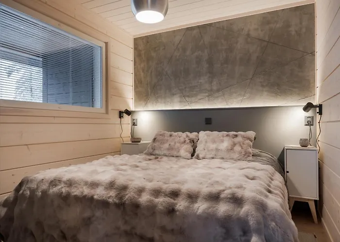 Louhi B Äkäslompolo